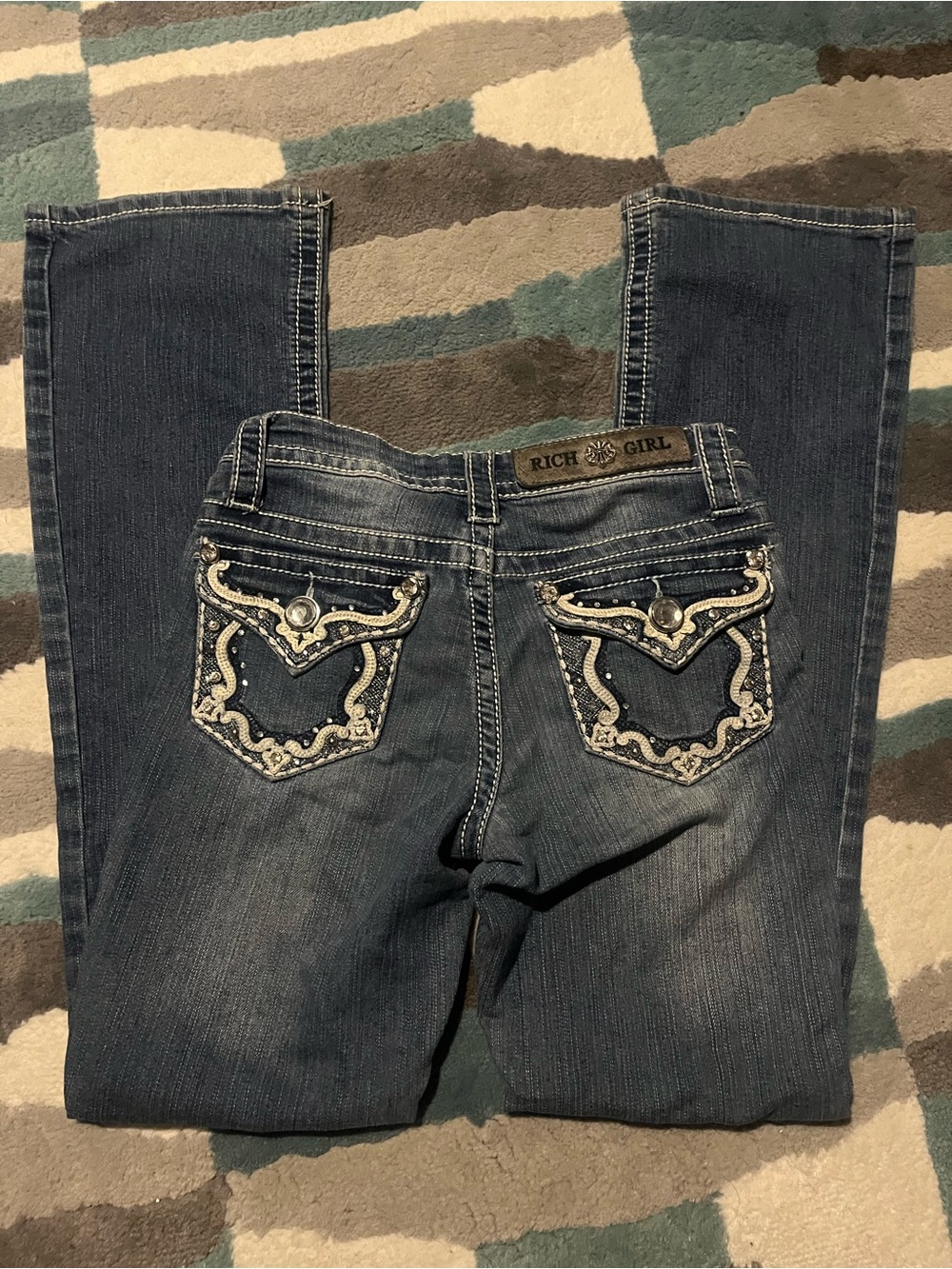 Rich Girl low rise bootcut jeans women size 0 rhinestone-embellished pockets Y2K